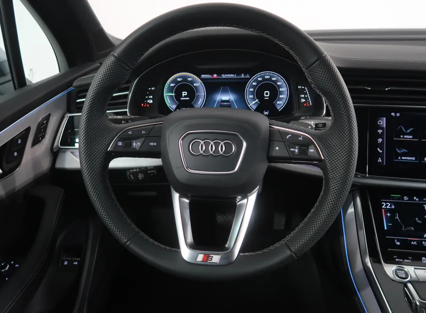 Audi Q7 S-LINE 60 TFSI e QUATTRO
