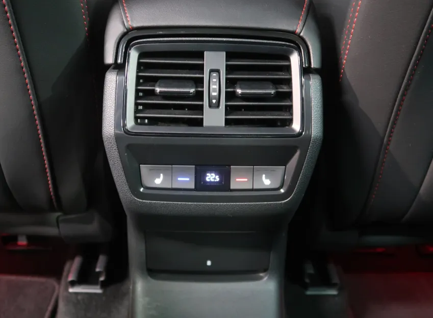 Škoda Kodiaq RS 2.0TSI 180KW 4x4 DSG TAŽNÉ