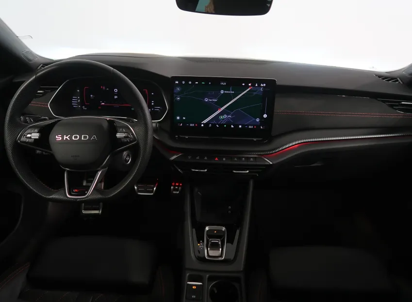 Škoda Octavia RS 2.0TSI 195KW DSG CANTON
