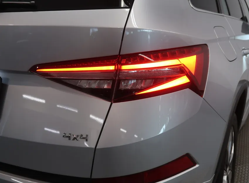 Škoda Kodiaq LAURIN&KLEMENT 2.0TDI 147KW 4x4 DSG TAŽNÉ