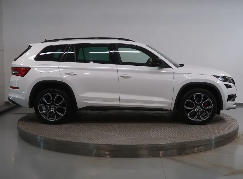 Škoda Kodiaq RS 2.0TDI 176KW 4x4 DSG TAŽNÉ WEBASTO CANTON NAVI