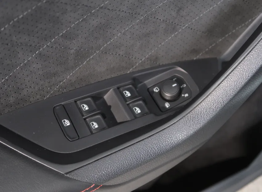 Škoda Kodiaq RS 2.0TDI 176KW 4x4 DSG TAŽNÉ WEBASTO CANTON NAVI
