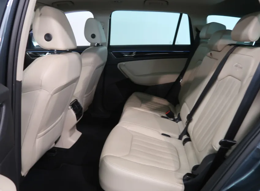 Škoda Kodiaq LAURIN&KLEMENT 2.0TSI 140KW 4x4 DSG CANTON