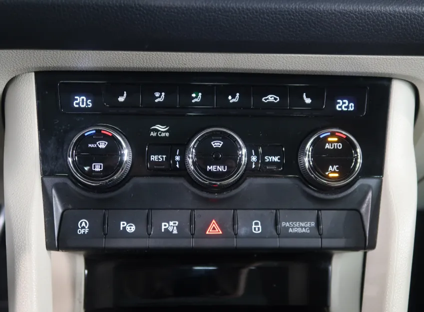Škoda Kodiaq LAURIN&KLEMENT 2.0TSI 140KW 4x4 DSG CANTON