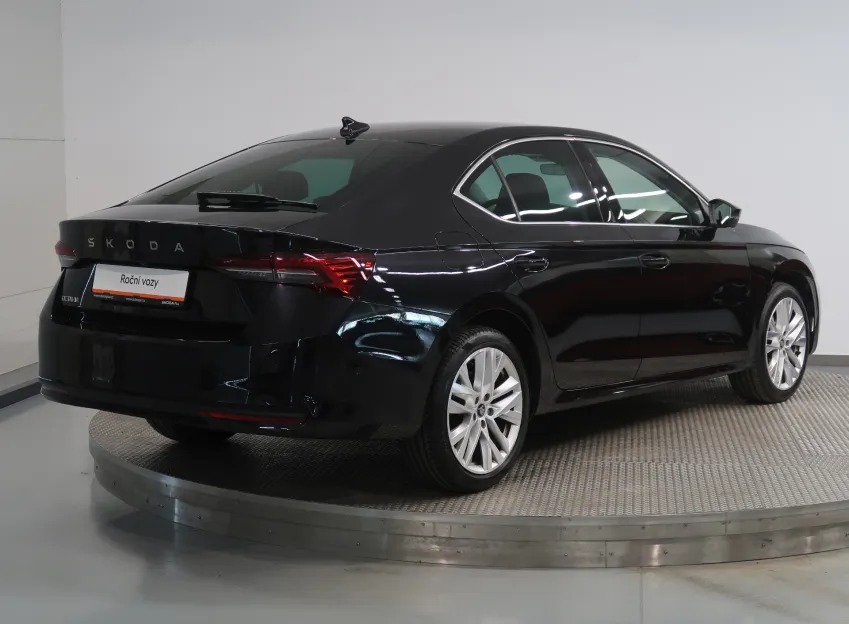 Škoda Octavia EXCLUSIVE 2.0TDI 110KW DSG MATRIX