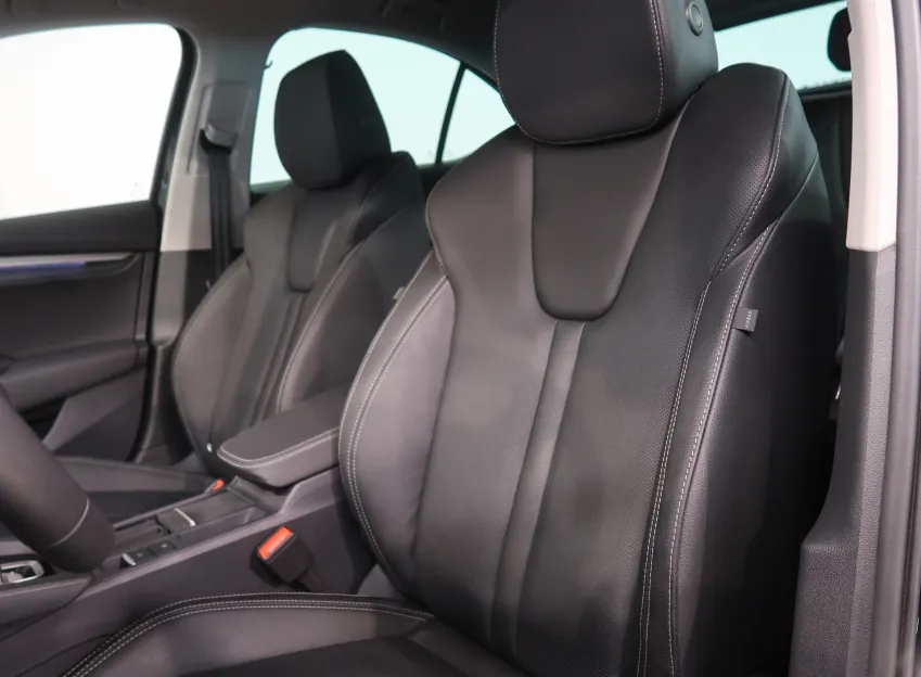 Škoda Octavia EXCLUSIVE 2.0TDI 110KW DSG MATRIX