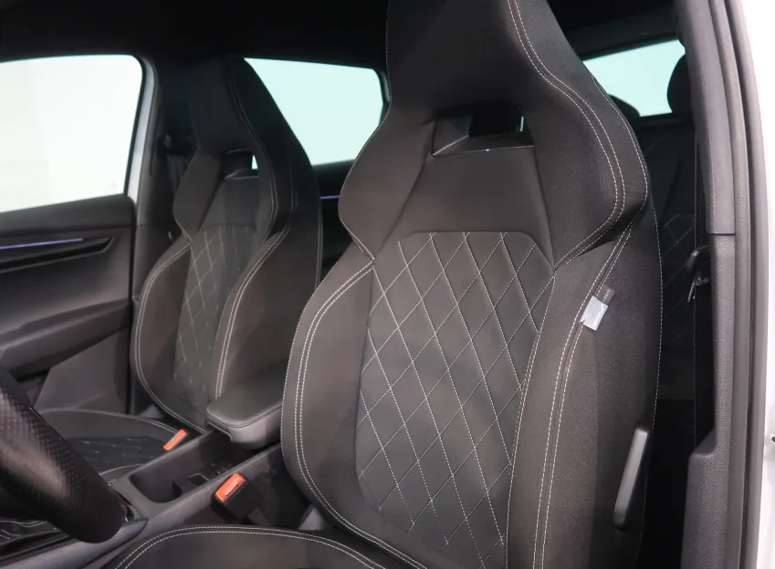 Škoda Karoq SPORTLINE 1.5TSI 110KW DSG
