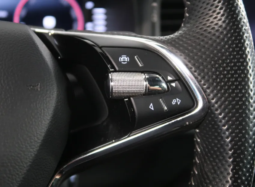 Škoda Karoq SPORTLINE 1.5TSI 110KW DSG