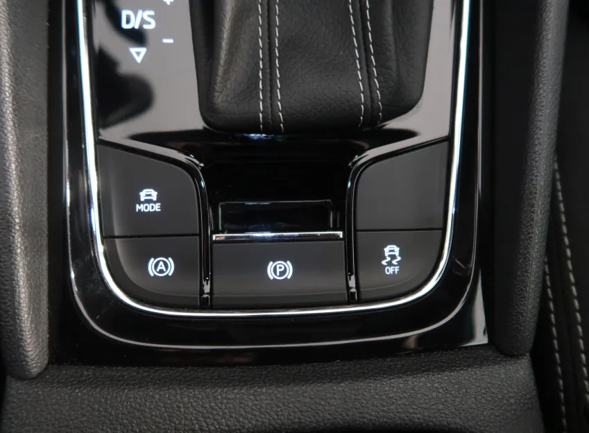 Škoda Karoq SPORTLINE 1.5TSI 110KW DSG