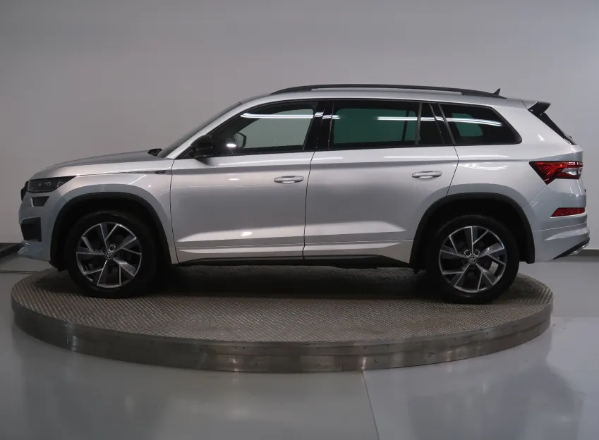 Škoda Kodiaq SPORTLINE 2.0TDI 110KW DSG WEBASTO TAŽNÉ