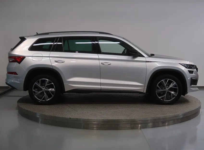 Škoda Kodiaq SPORTLINE 2.0TDI 110KW DSG WEBASTO TAŽNÉ