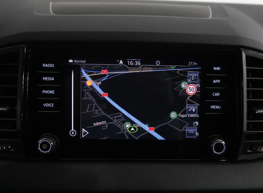 Škoda Karoq SPORTLINE 2.0TDI 110KW 4X4 DSG TAŽNÉ CANTON
