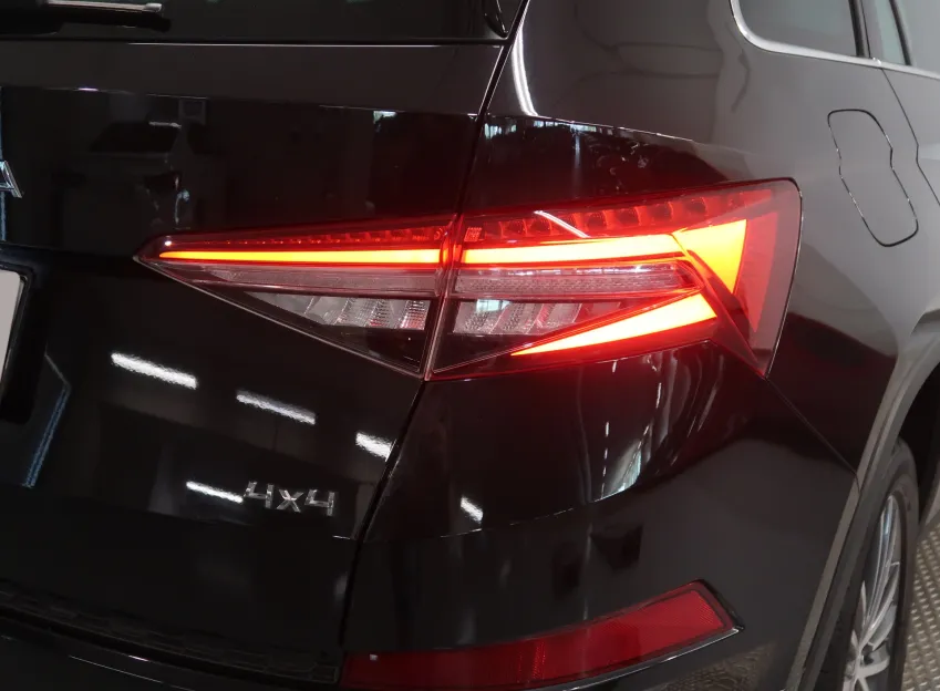 Škoda Kodiaq L&K 2.0TSI 140KW 4x4 DSG WEBASTO TAŽNÉ CANTON