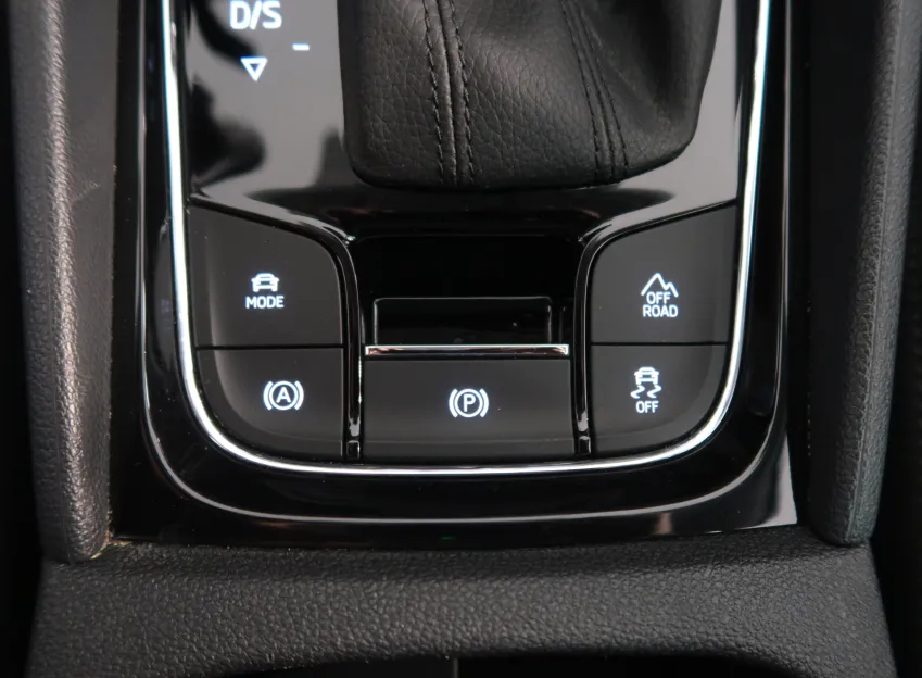 Škoda Kodiaq L&K 2.0TSI 140KW 4x4 DSG WEBASTO TAŽNÉ CANTON