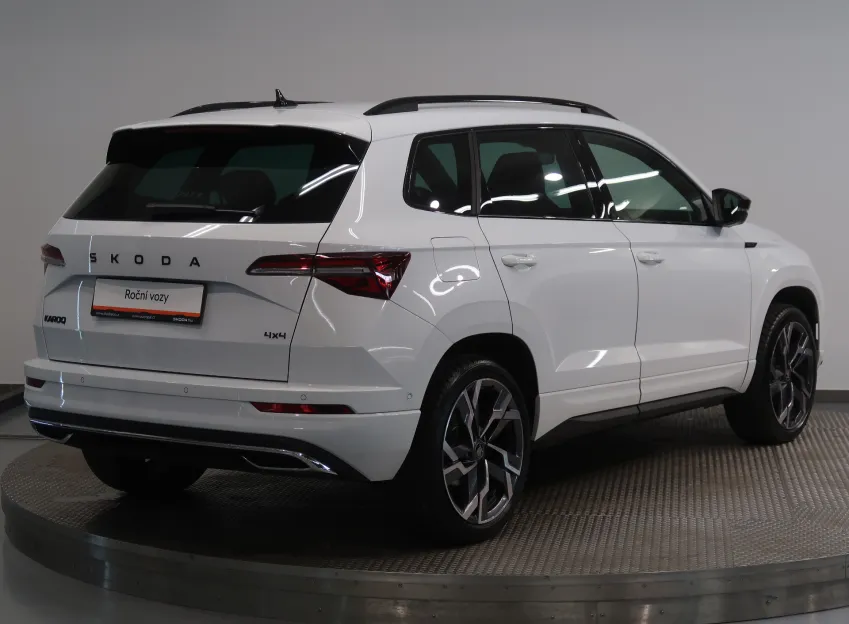 Škoda Karoq SPORTLINE 2.0TDI 110KW 4x4 DSG TAŽNÉ CANTON