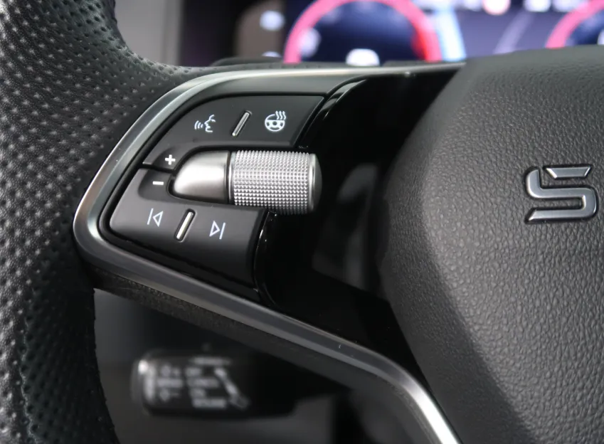 Škoda Karoq SPORTLINE 2.0TDI 110KW 4x4 DSG TAŽNÉ CANTON