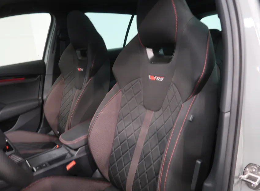 Škoda Octavia RS 2.0TSI 195KW DSG TAŽNÉ WEBASTO CANTON PANORAMA