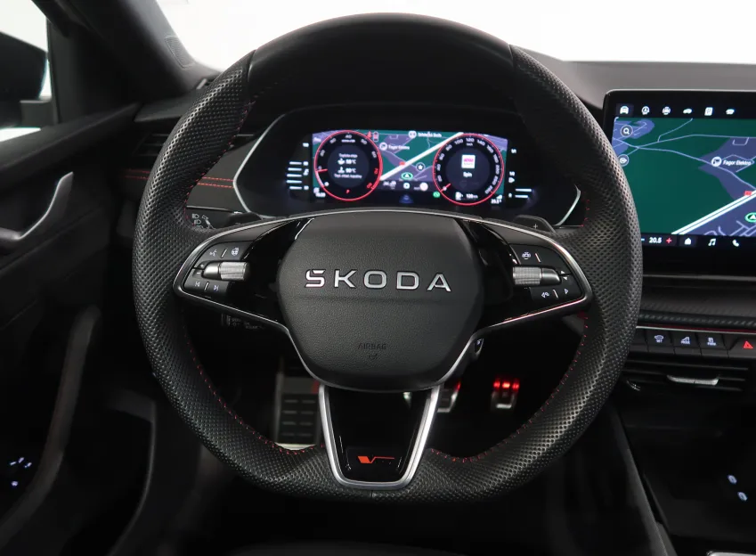 Škoda Octavia RS 2.0TSI 195KW DSG TAŽNÉ WEBASTO CANTON PANORAMA