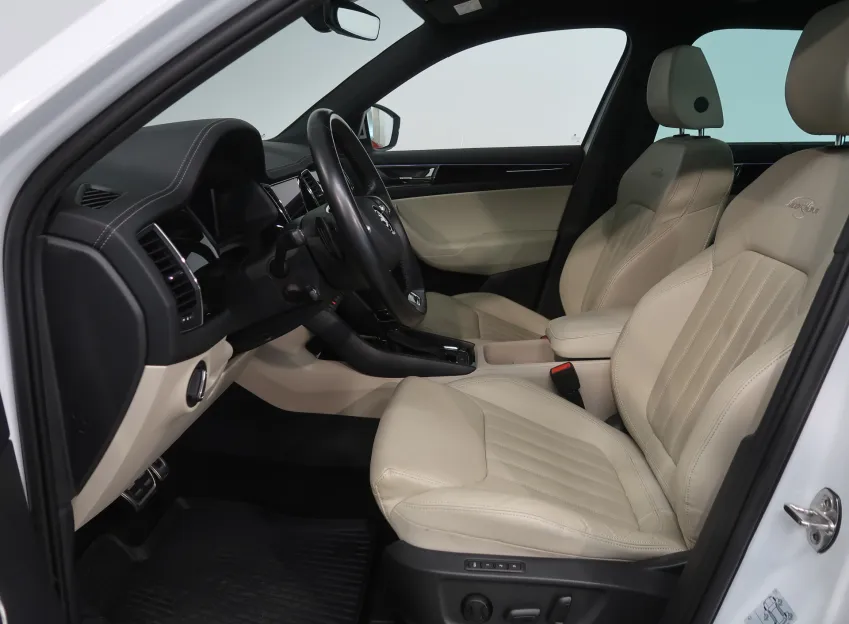 Škoda Kodiaq L&K 2.0TDI 147KW 4x4 7MÍST WEBASTO