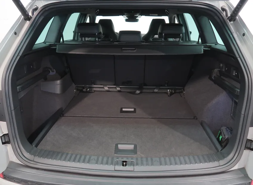 Škoda Kodiaq SPORTLINE 2.0TSI 140KW 4x4 DSG TAŽNÉ NAVI