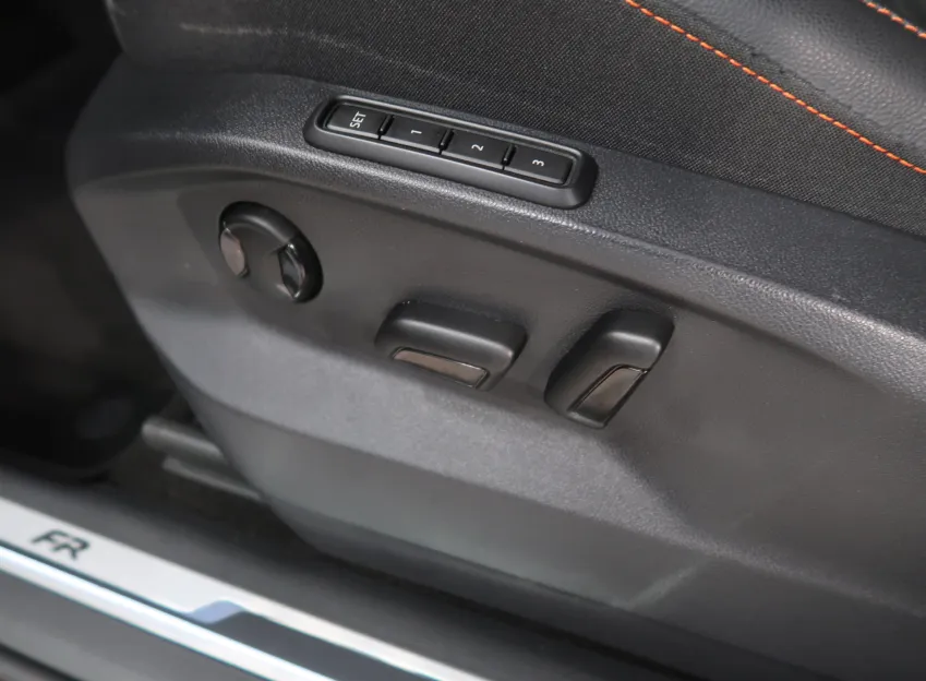 SEAT Tarraco FR4 2.0TDI 147KW 4x4 DSG WEBASTO TAŽNÉ