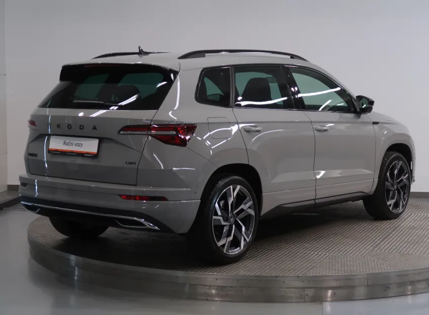 Škoda Karoq SPORTLINE 2.0TDI 110KW 4x4 DSG TAŽNÉ CANTON