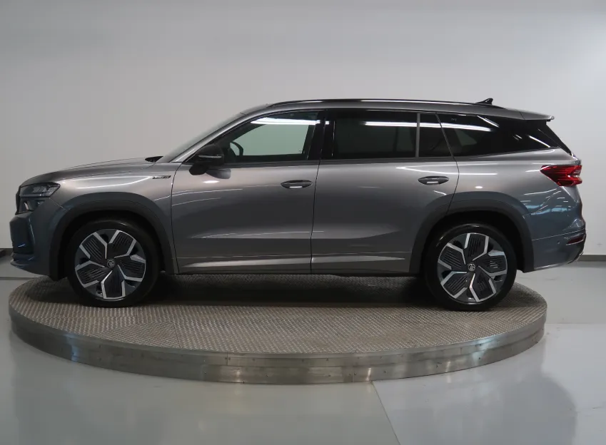 Škoda Kodiaq SPORTLINE 2.0TDI 142KW 4x4 DSG WEBASTO TAŽNÉ CATON