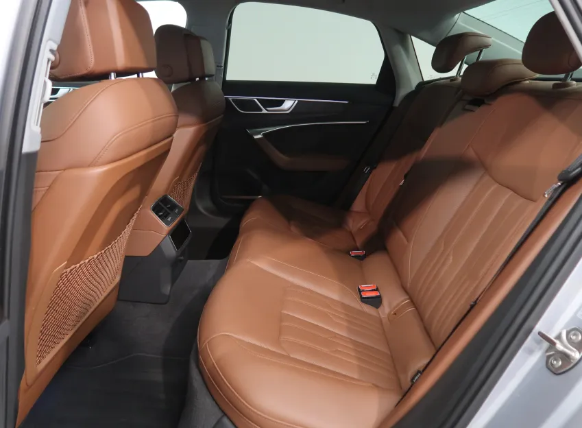 Audi A6 50TDI 210KW 4x4 WEBASTO TAŽNÉ B&O