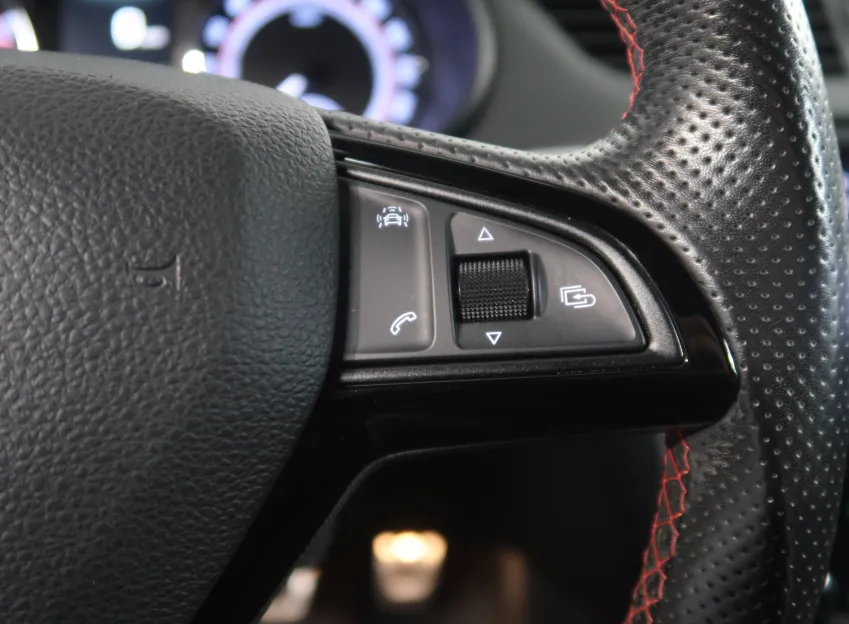 Škoda Octavia RS 230 2.0TSI 169KW NAVI MANUÁL