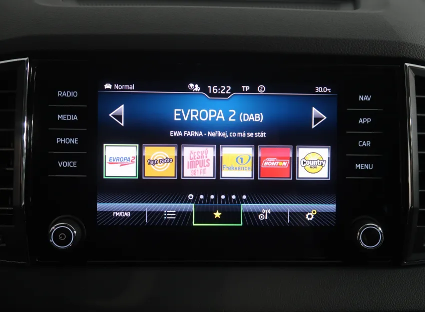 Škoda Karoq TOP SELECTION 2.0TDI 110KW DSG