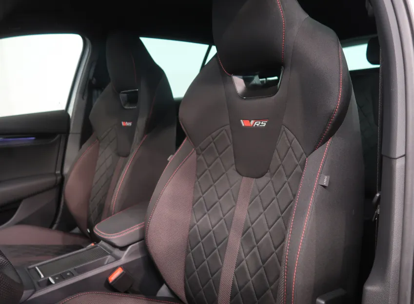 Škoda Octavia RS 2.0TSI 195KW DSG TAŽNÉ CANTON