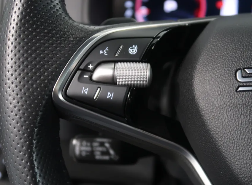 Škoda Karoq SPORTLINE 2.0TDI 110KW 4x4 DSG TAŽNÉ CANTON