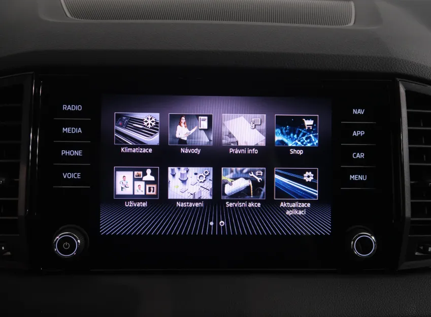 Škoda Karoq SPORTLINE 2.0TDI 110KW 4x4 DSG TAŽNÉ CANTON