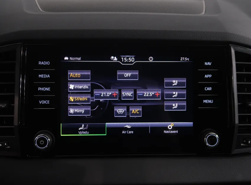 Škoda Karoq SPORTLINE 2.0TDI 110KW 4x4 DSG TAŽNÉ CANTON