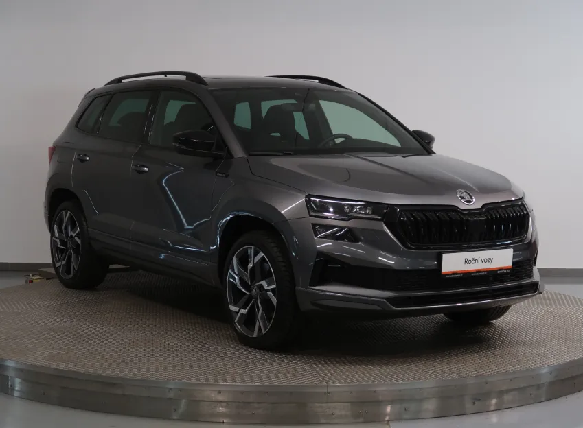Škoda Karoq SPORTLINE 2.0TDI 110KW 4x4 DSG WEBASTO CANON PANOR