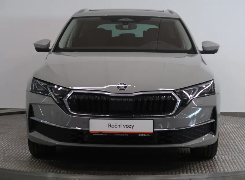 Škoda Octavia EXCLUSIVE 2.0TDI 110KW DSG PANORAMA CANTON