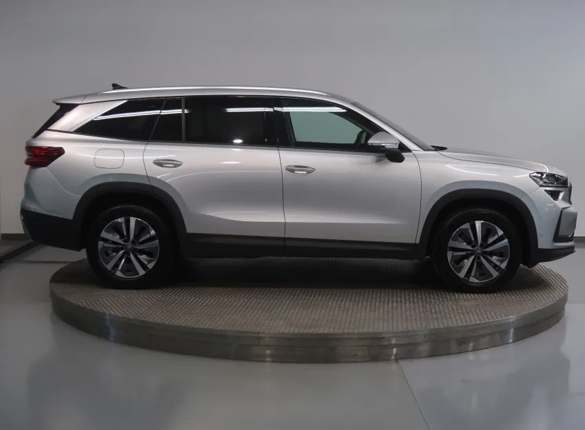 Škoda Kodiaq EXCLUSIVE 2.0TSI 150KW DSG 4x4 WEBASTO