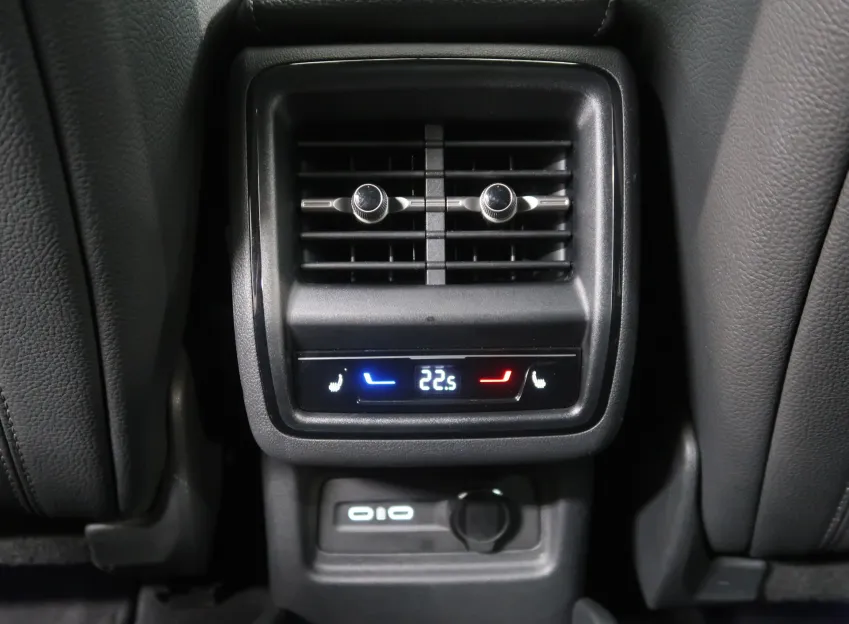 Škoda Kodiaq EXCLUSIVE 2.0TSI 150KW DSG 4x4 WEBASTO
