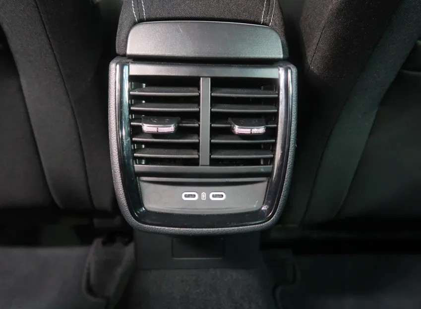 Škoda Kamiq SELECTION 1.0TSI 85KW