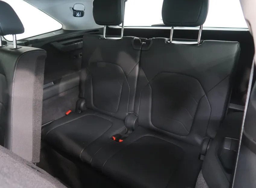Škoda Kodiaq EXCLUSIVE 2.0TDI 142KW 4x4 DSG 7MÍST TAŽNÉ WEBASTO