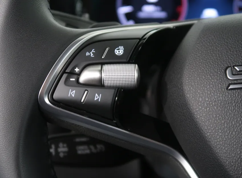 Škoda Kodiaq EXCLUSIVE 2.0TDI 142KW 4x4 DSG 7MÍST TAŽNÉ WEBASTO