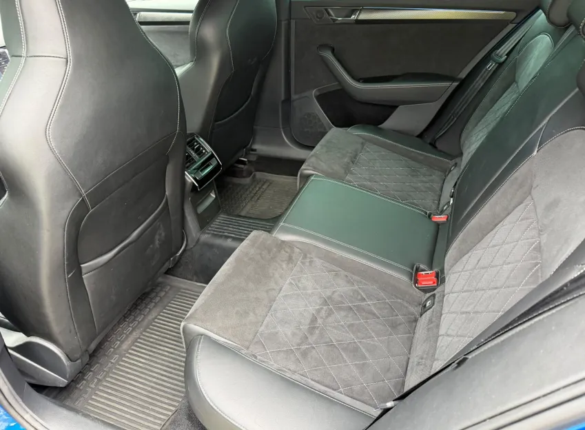 Škoda Superb SPORTLINE 2.0TDI 140KW 4x4 DSG WEBASTO