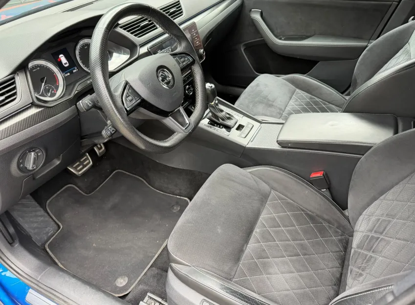 Škoda Superb SPORTLINE 2.0TDI 140KW 4x4 DSG WEBASTO