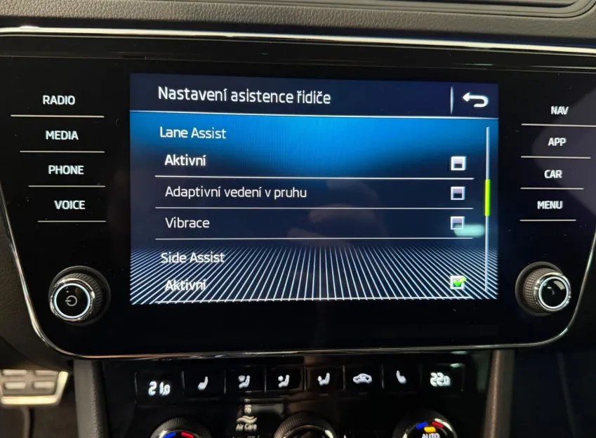 Škoda Superb SPORTLINE 2.0TDI 140KW 4x4 DSG WEBASTO