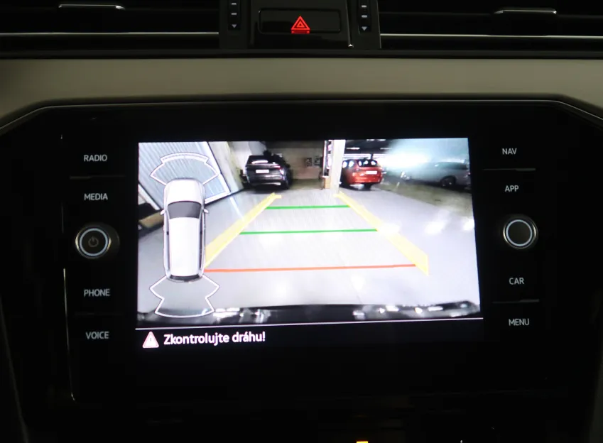 Volkswagen Passat ELEGANCE 2.0TDI 110KW DSG