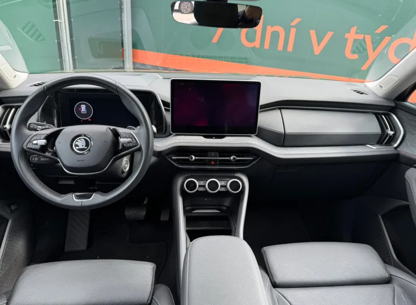Škoda Kodiaq EXCLUSIVE 2.0TDI 142KW DSG 7 MÍST PANORAMA