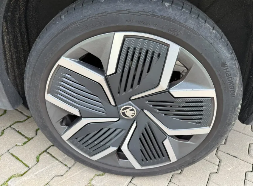 Škoda Kodiaq EXCLUSIVE 2.0TDI 142KW DSG 7 MÍST PANORAMA