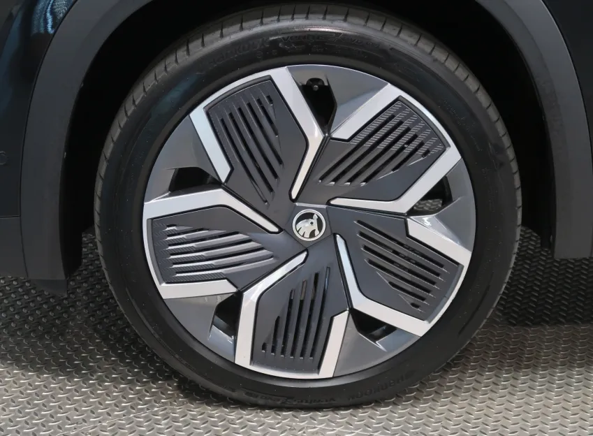 Škoda Kodiaq EXCLUSIVE 2.0TDI 142KW 4x4 DSG TAŽNÉ 7MÍST CANTON