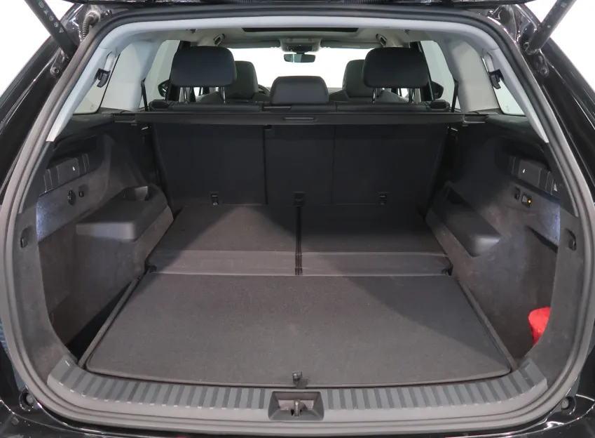 Škoda Kodiaq EXCLUSIVE 2.0TDI 142KW 4x4 DSG TAŽNÉ 7MÍST CANTON