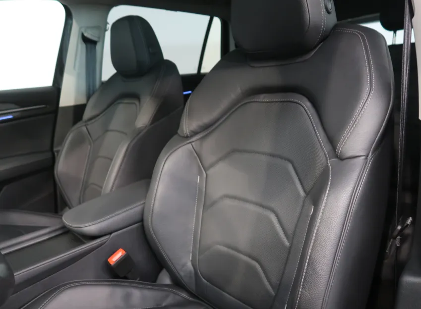 Škoda Kodiaq EXCLUSIVE SELECTION 2,0 TDI 142 kW DSG 7MÍST ZÁRUK